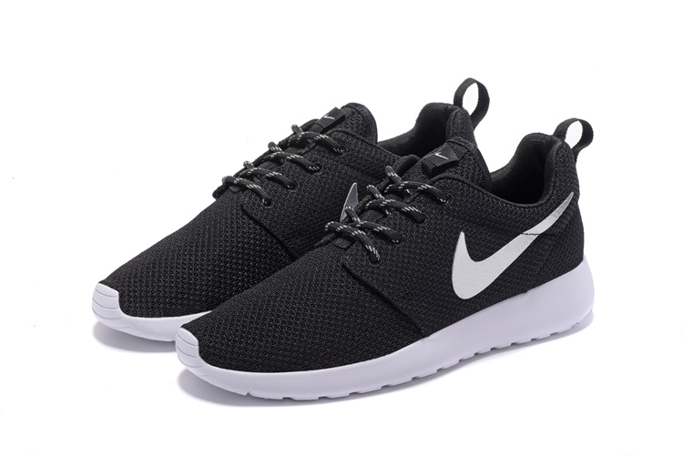 nike rosh run 39